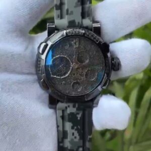 Romain Jerome Moon-Dust DNA