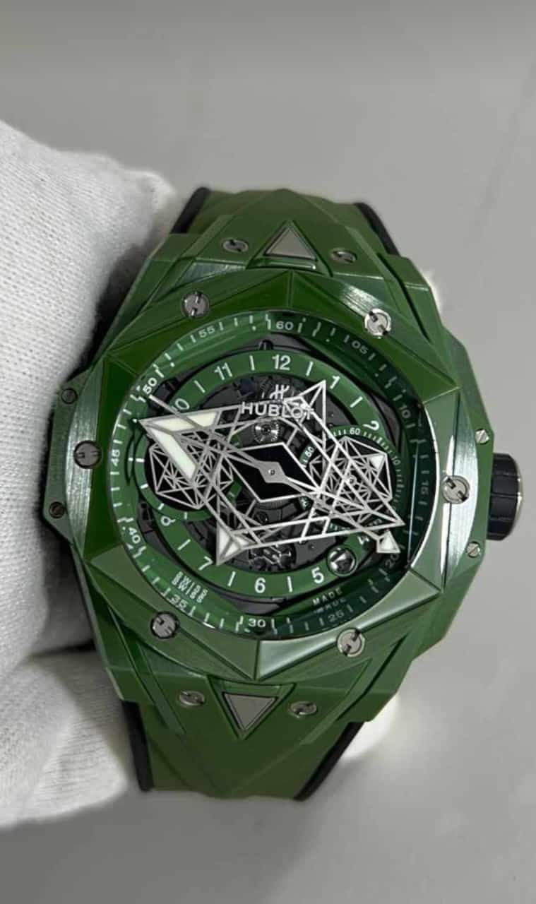 Hublot Big Bang Partnerships - Sang Bleu II Green Ceramic